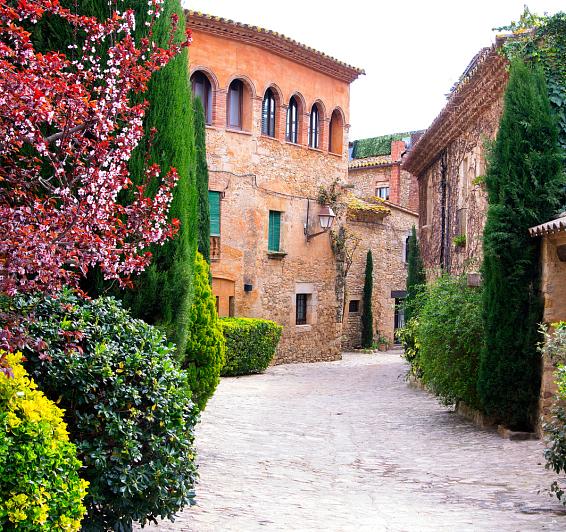 Give the Gift of a Guided Visit to a Medieval Village