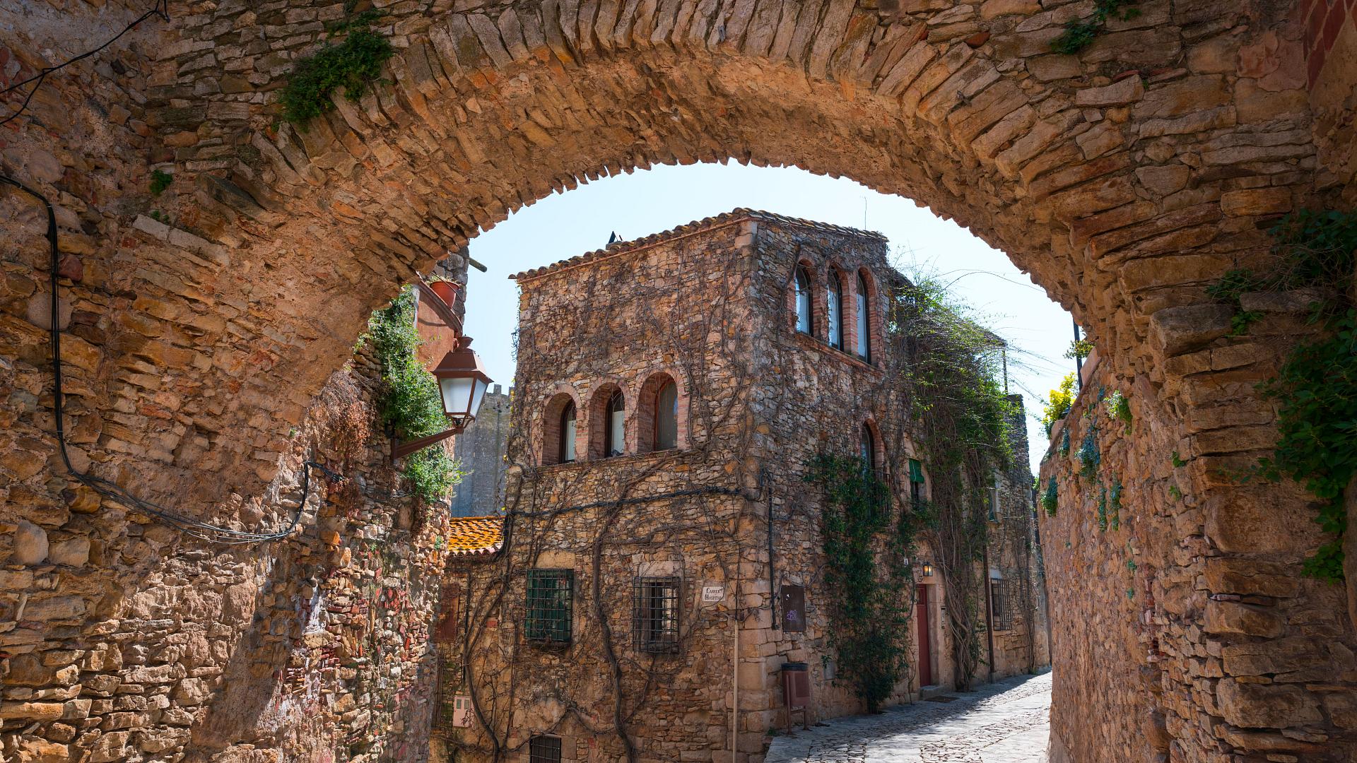 Descubre actividades cerca de Forallac i Peratallada